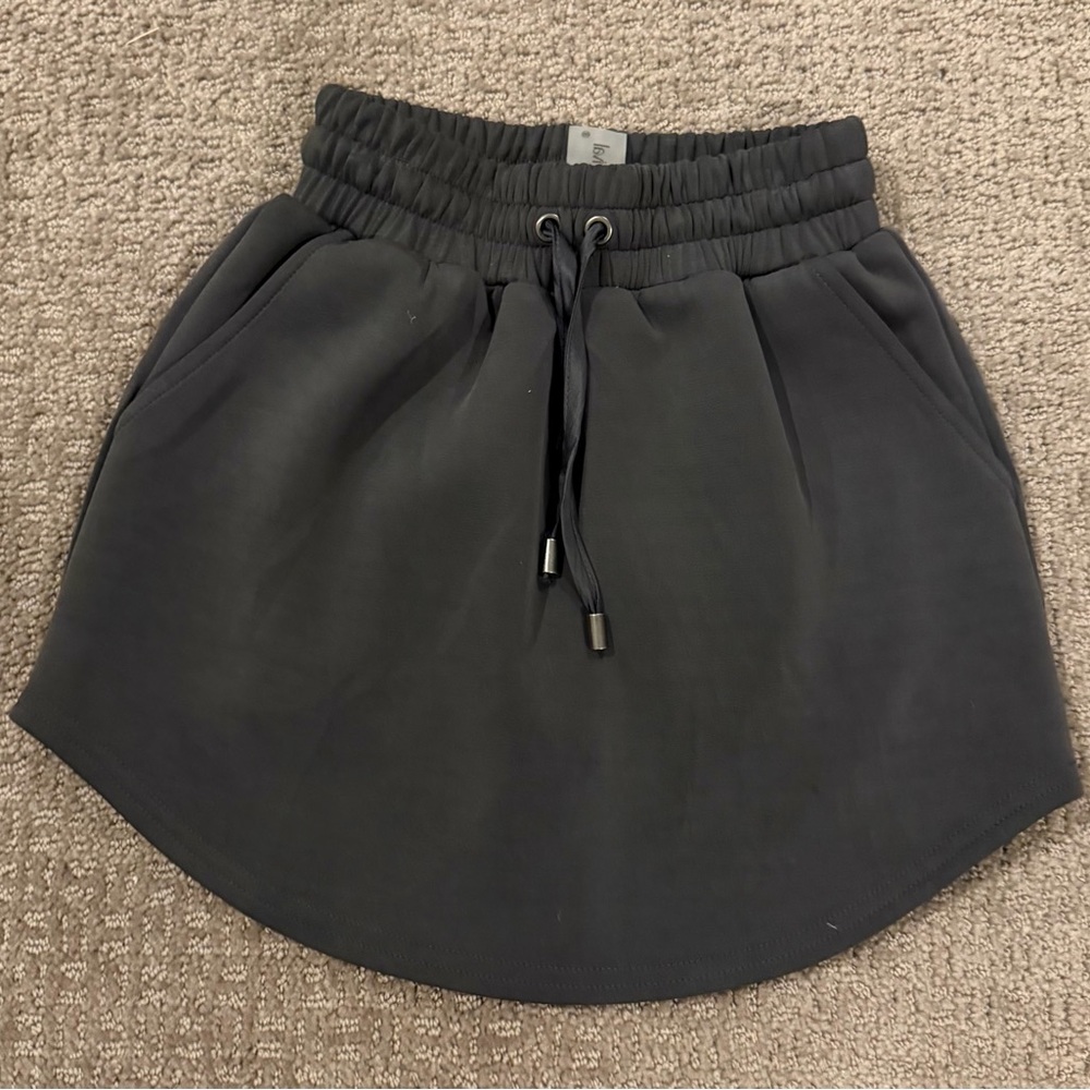 Altar’d State Asphalt Super Soft Skort Women’s Size XXS. NWOT Never Worn